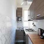 Daire Alessia's Flat - Michetti Milano