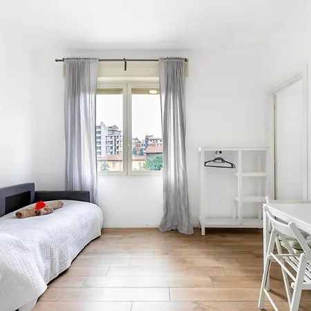 Alessia's Flat - Politecnico Bovisa Apartment Milan
