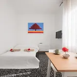 Alessia's Flat - Michetti アパート *